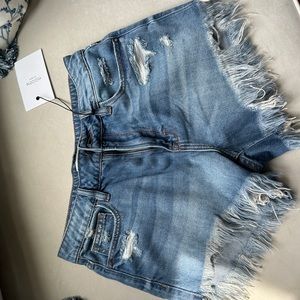 Hidden Jean shorts with fringe hem in women’s size S - brand new